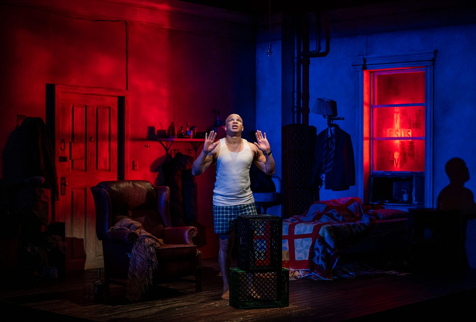Photos: Glenn Davis and Namir Smallwood in TOPDOG/UNDERDOG at Steppenwolf Theatre — photo 13 of 29