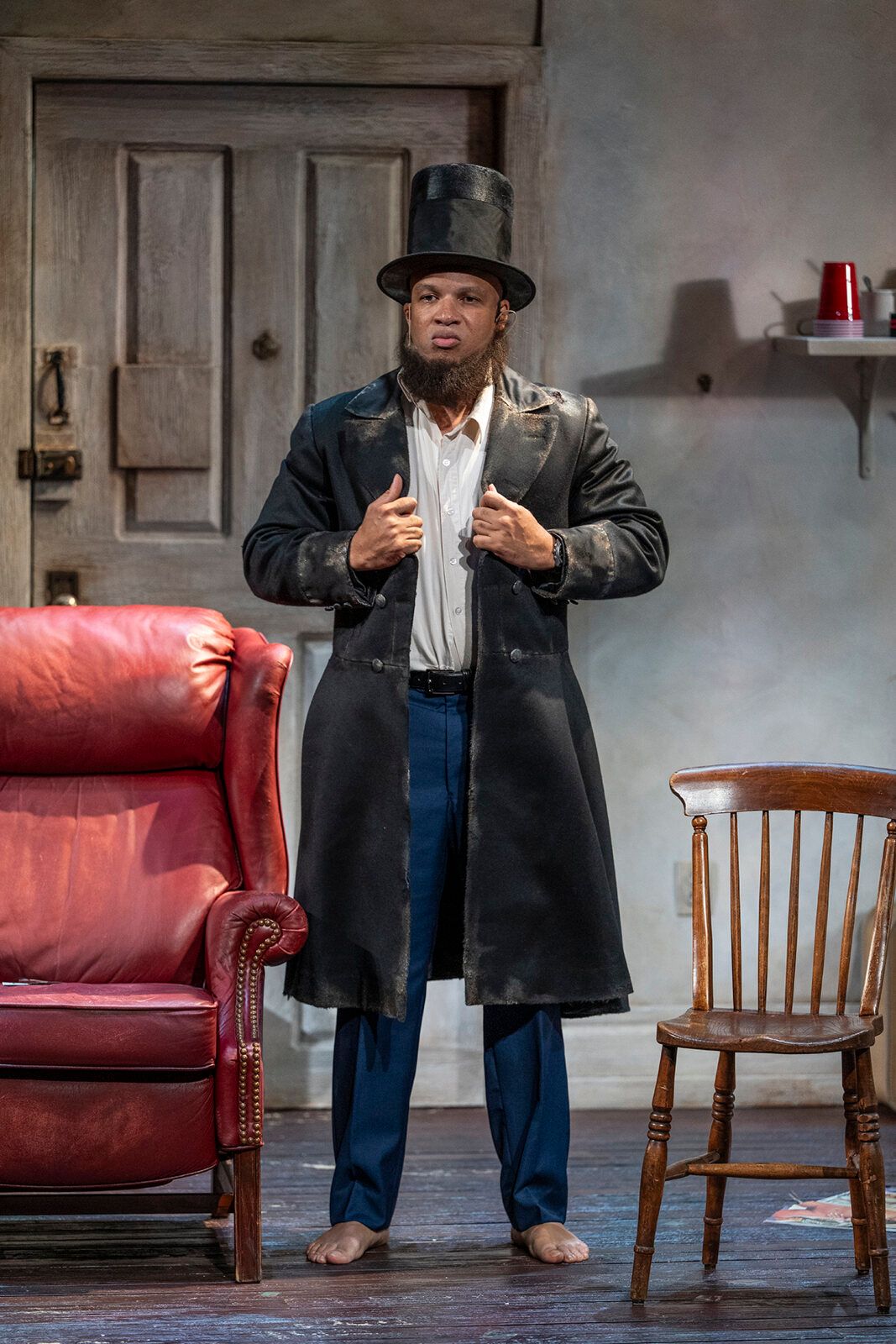 Photos: Glenn Davis and Namir Smallwood in TOPDOG/UNDERDOG at Steppenwolf Theatre — photo 26 of 29
