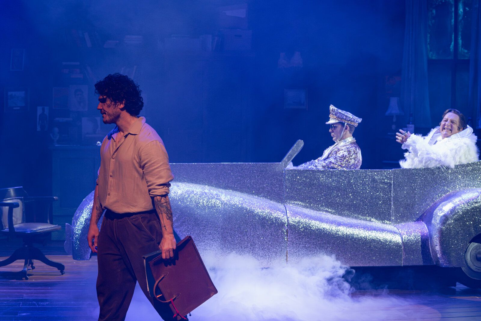 Photos: Simon Russell Beale, Fra Fee, and More in I'LL BE SEEING YOU at Pitlochry Festival Theatre — photo 7 of 8