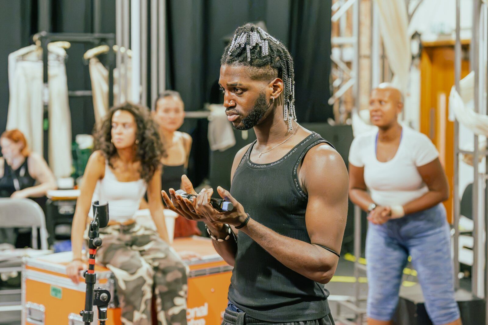 Photos: BACCHAE School Tour in Rehearsal From The National Theatre — photo 4 of 22