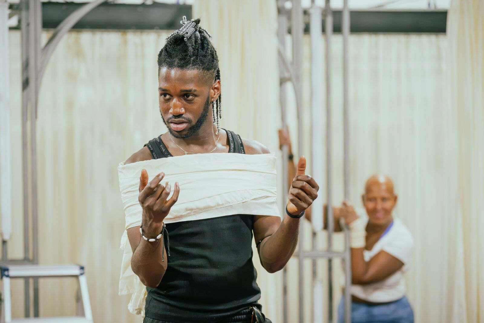 Photos: BACCHAE School Tour in Rehearsal From The National Theatre — photo 6 of 22