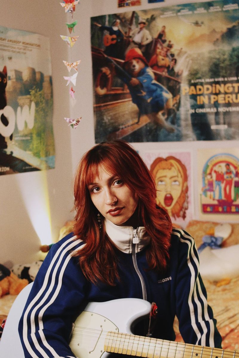 Photos: MOLLY AND THE DOLLY SHOP Releases EP SOMETHING ABOUT HANDS — photo 6 of 9