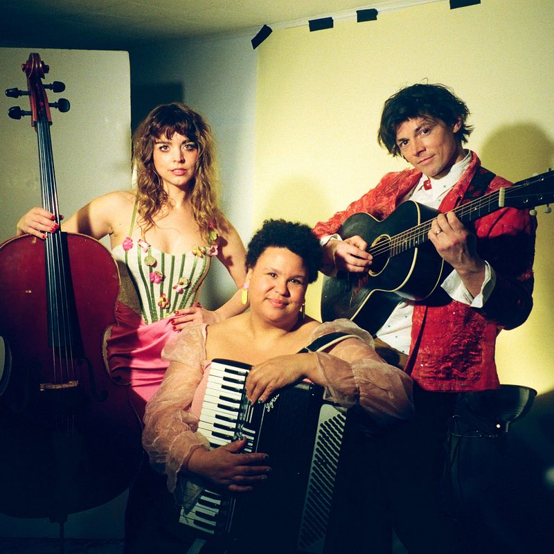Photos: BANDITS ON THE RUN to Perform at Caramoor's Rosen House Concert Series — photo 7 of 33