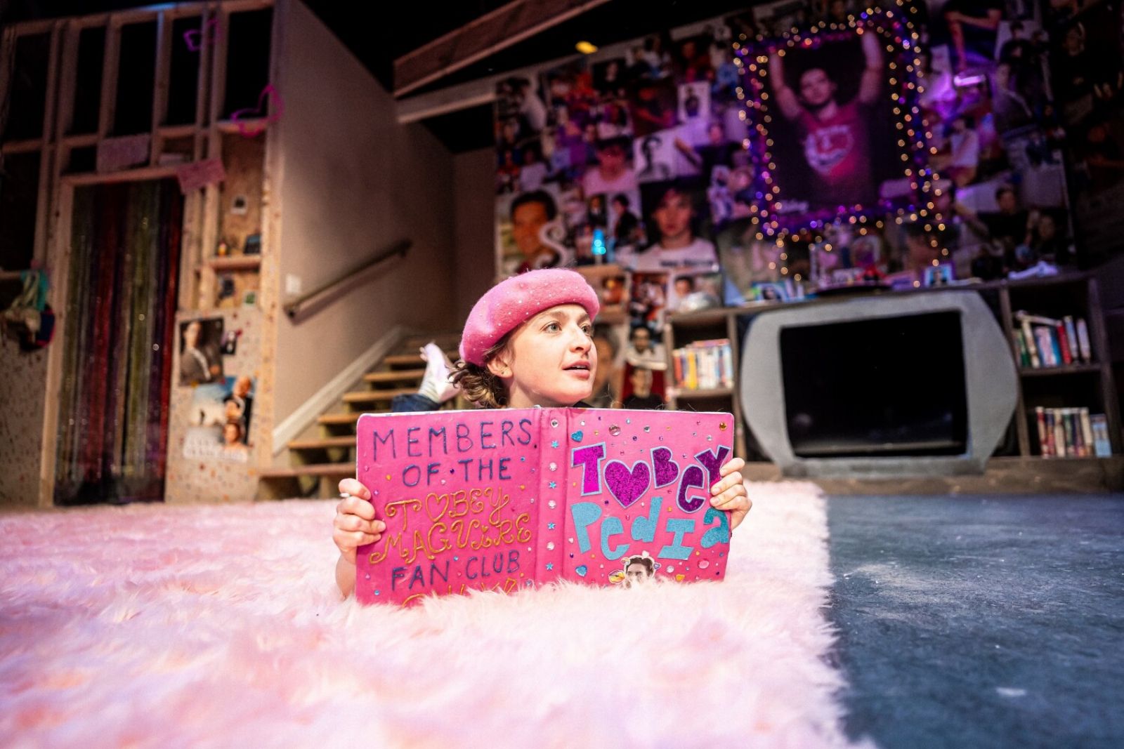 Photos: I'M GONNA MARRY YOU TOBEY MAGUIRE at Refracted Theatre Company — photo 1 of 10