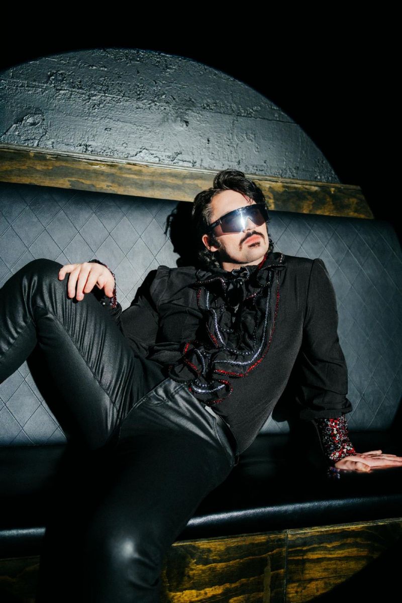 Photos: Caleb De Casper to Release Dark Synth-Pop Album DELIRIUM — photo 3 of 4