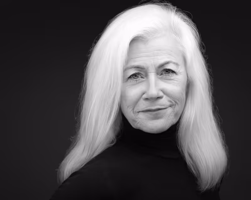 Louise Pitre - Photo by Jonathan Ellul