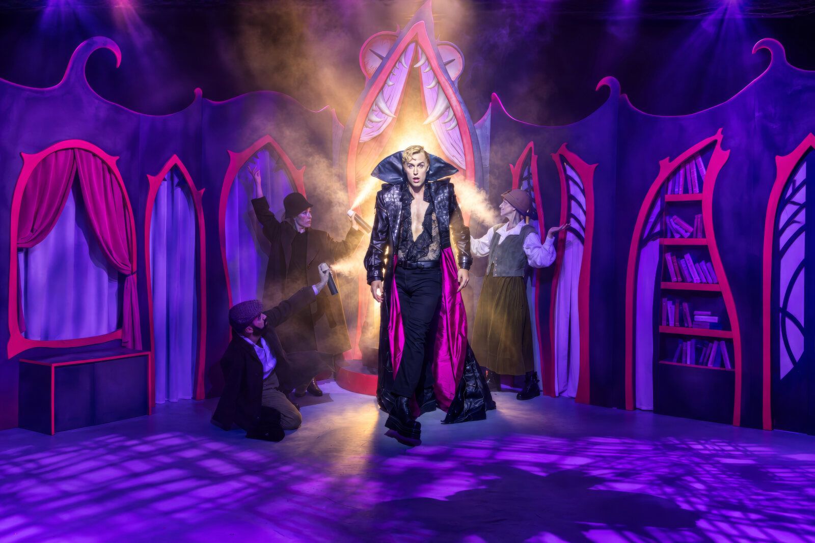 PHOTOS: Primeras imágenes de DRÁCULA, UNA COMEDIA TERRORÍFICA en Madrid — photo 9 of 9