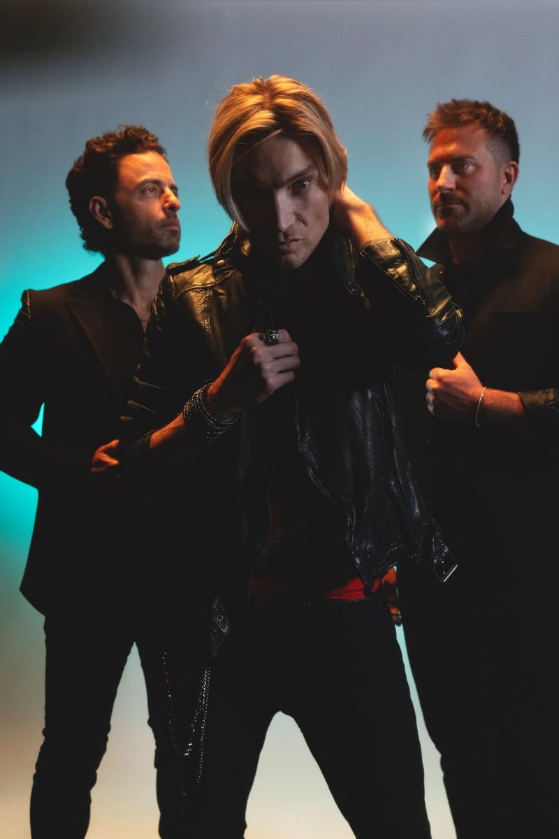 Photos: THE CALLING Return With First Album in 22 Years — photo 5 of 9