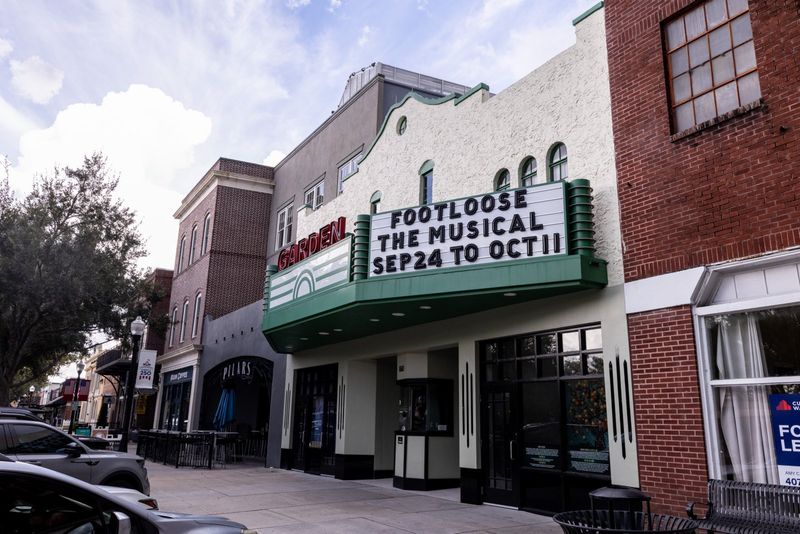 Photos: FOOTLOOSE: THE MUSICAL to Open Winter Garden Theatre with Dining Partnerships — photo 2 of 4