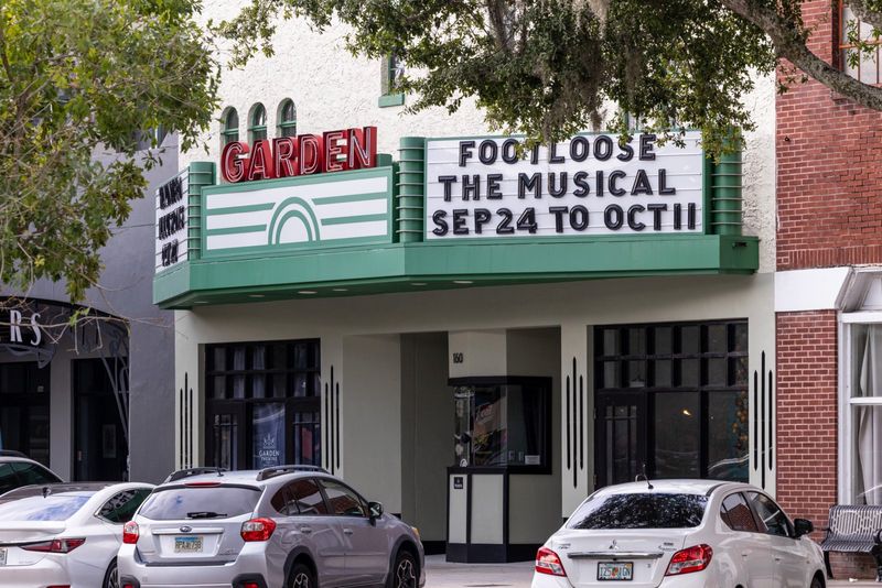 Photos: FOOTLOOSE: THE MUSICAL to Open Winter Garden Theatre with Dining Partnerships — photo 3 of 4