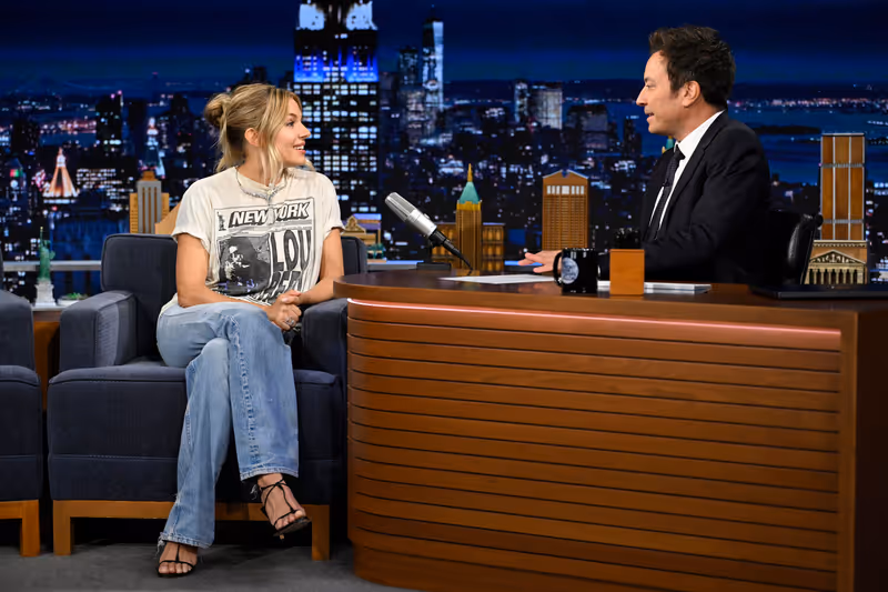 Photos: THE TONIGHT SHOW STARRING Jimmy Fallon Features Karl-Anthony Towns, Sienna Miller — photo 2 of 4