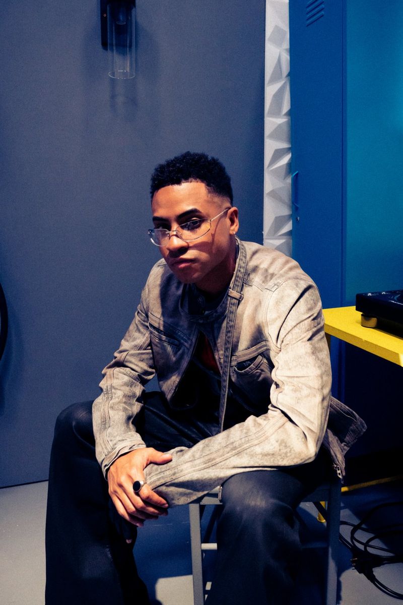Photos: Caleb Calloway Announces New Single KAMIKAZE — photo 10 of 21