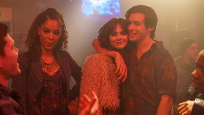 Photos: CHARLIE HARPER Opens in Theaters with Nick Robinson and Emilia Jones — photo 8 of 17