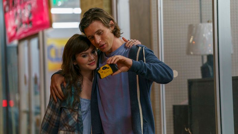 Photos: CHARLIE HARPER Opens in Theaters with Nick Robinson and Emilia Jones — photo 9 of 17