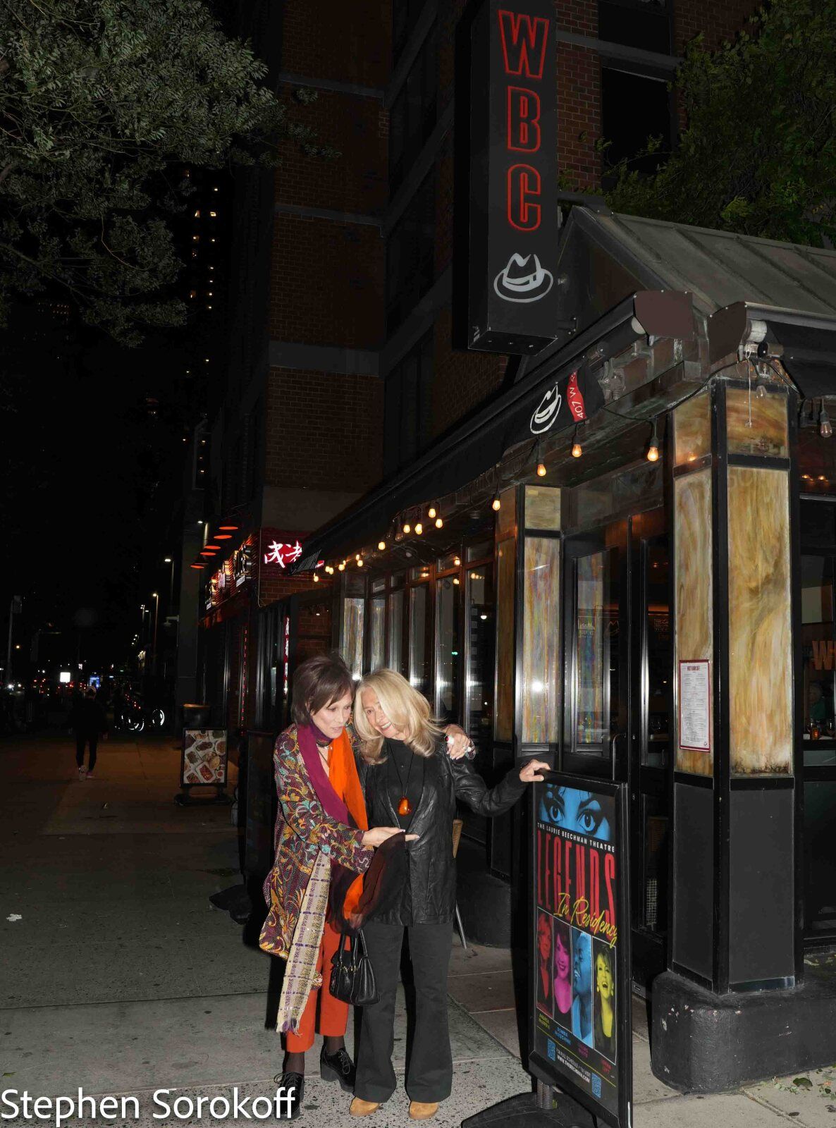 Review: SHOCK, AWE AND SURPRISE AS RANDY ROBERTS TRIUMPHS AT LAURIE BEECHMAN THEATRE Image