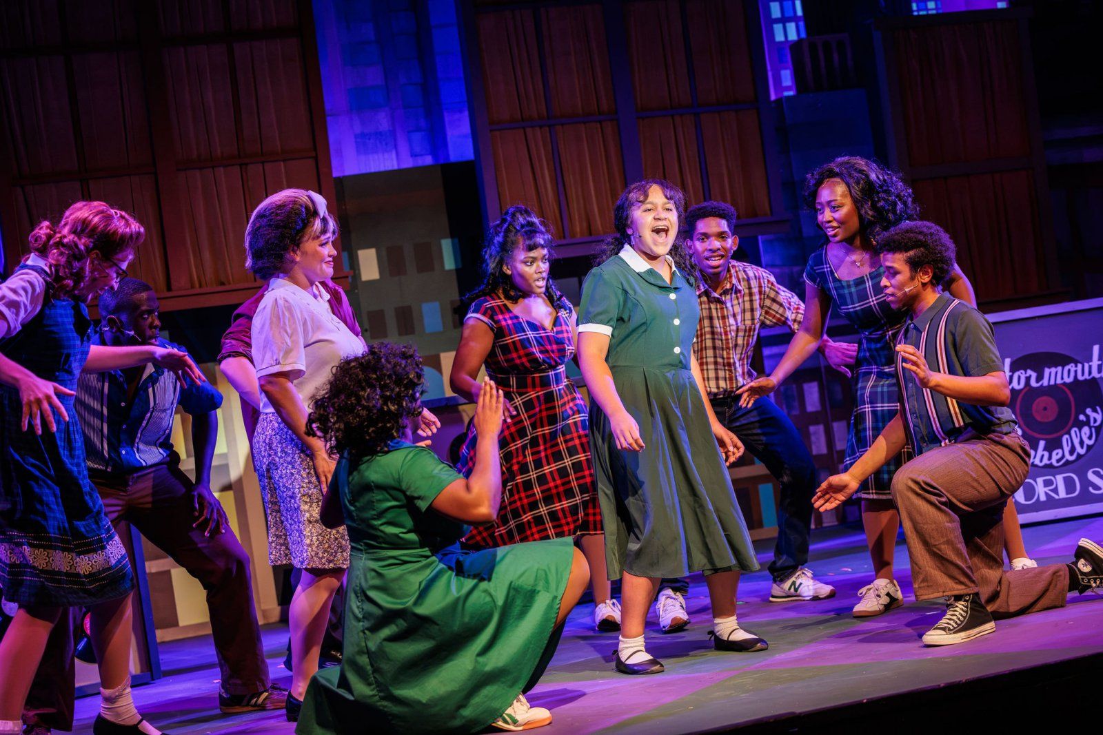 Photos: First Look At HAIRSPRAY Performing At OFC Creations Theatre — photo 6 of 10