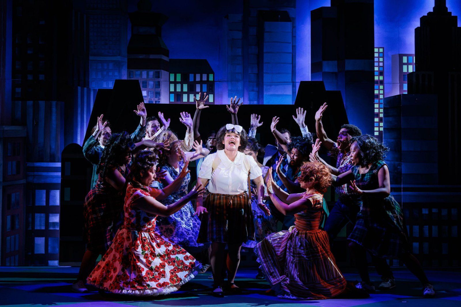 Photos: First Look At HAIRSPRAY Performing At OFC Creations Theatre — photo 9 of 10