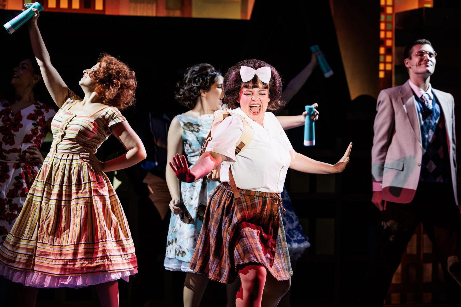 Photos: First Look At HAIRSPRAY Performing At OFC Creations Theatre — photo 1 of 10
