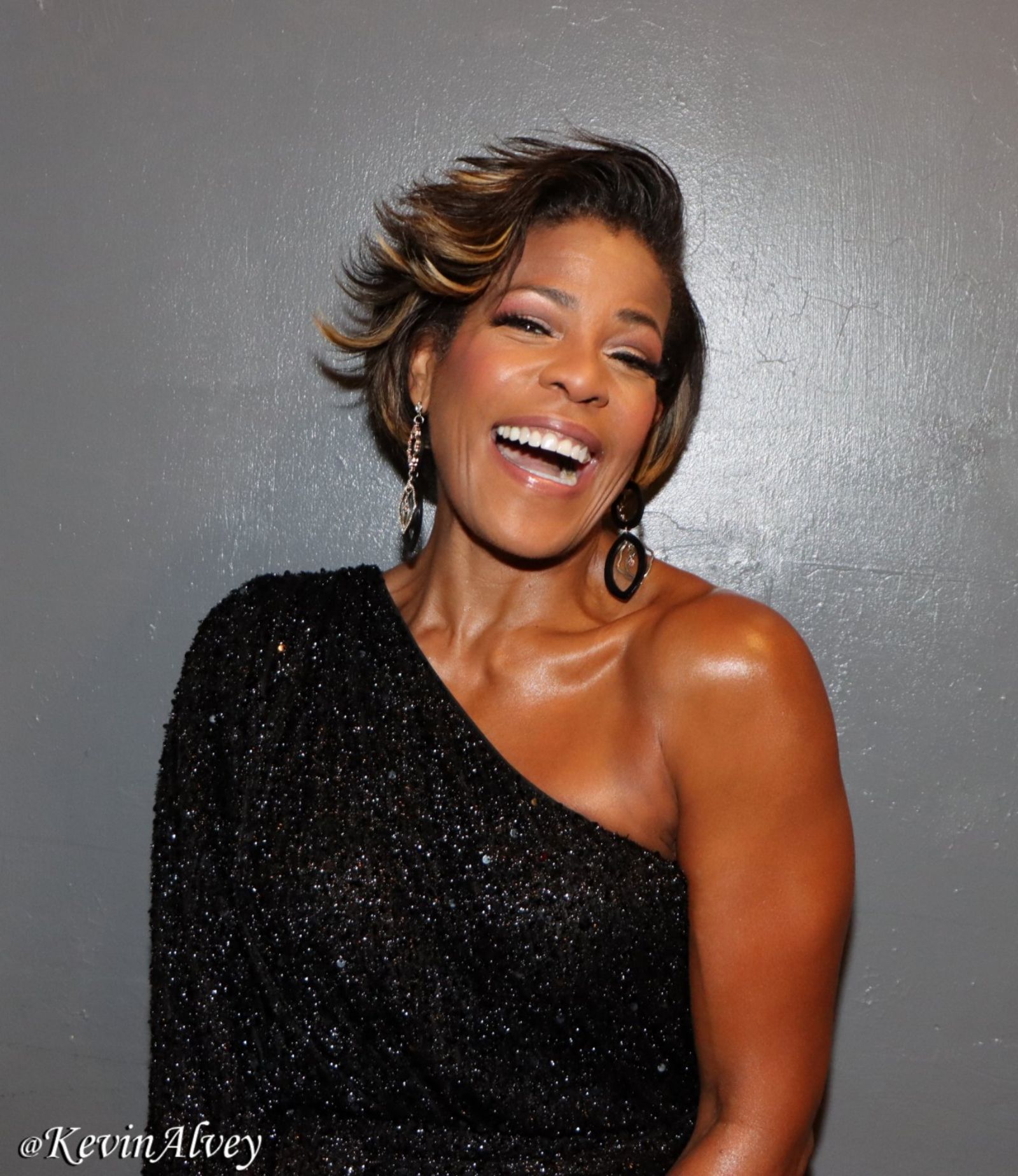 Photos: Nicole Henry Brings A NIGHT WITH NICOLE HENRY To Birdland — photo 1 of 20