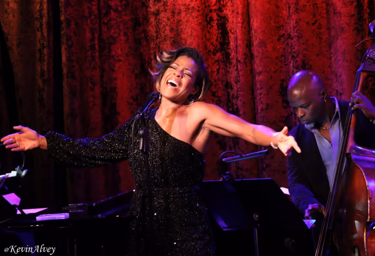 Nicole Henry at Photos: Nicole Henry Brings A NIGHT WITH NICOLE HENRY To Birdland