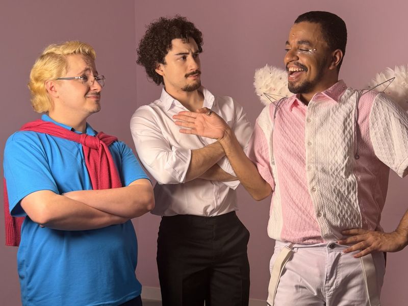ESTÚPIDOS CUPIDOS (Stupid Cupids) Brings 2000s Brazilian Pop and LGBTQIA+ Romance in a New Musical Image