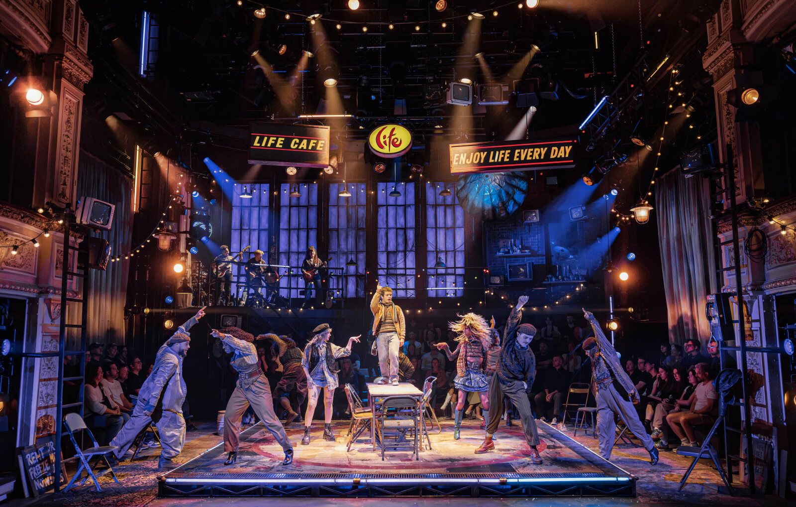Photo: First Look At Gaten Matarazzo And The Company of RENT — photo 1 of 1