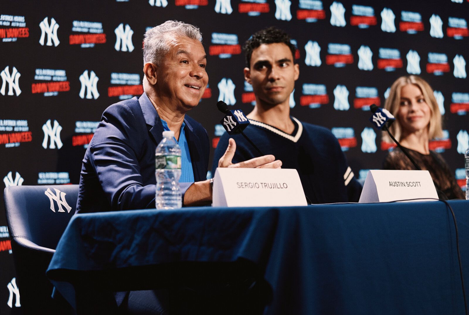 Photos/Video: DAMN YANKEES Reveals Broadway Return at Yankee Stadium — photo 5 of 17