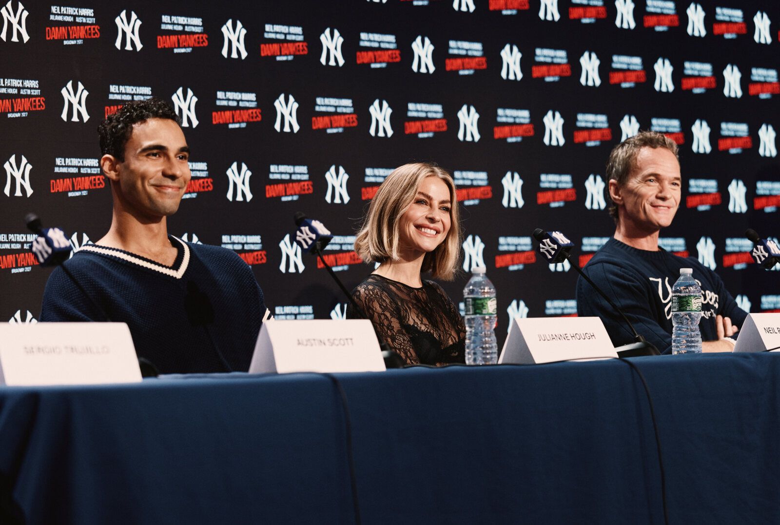 Photos/Video: DAMN YANKEES Reveals Broadway Return at Yankee Stadium — photo 8 of 17