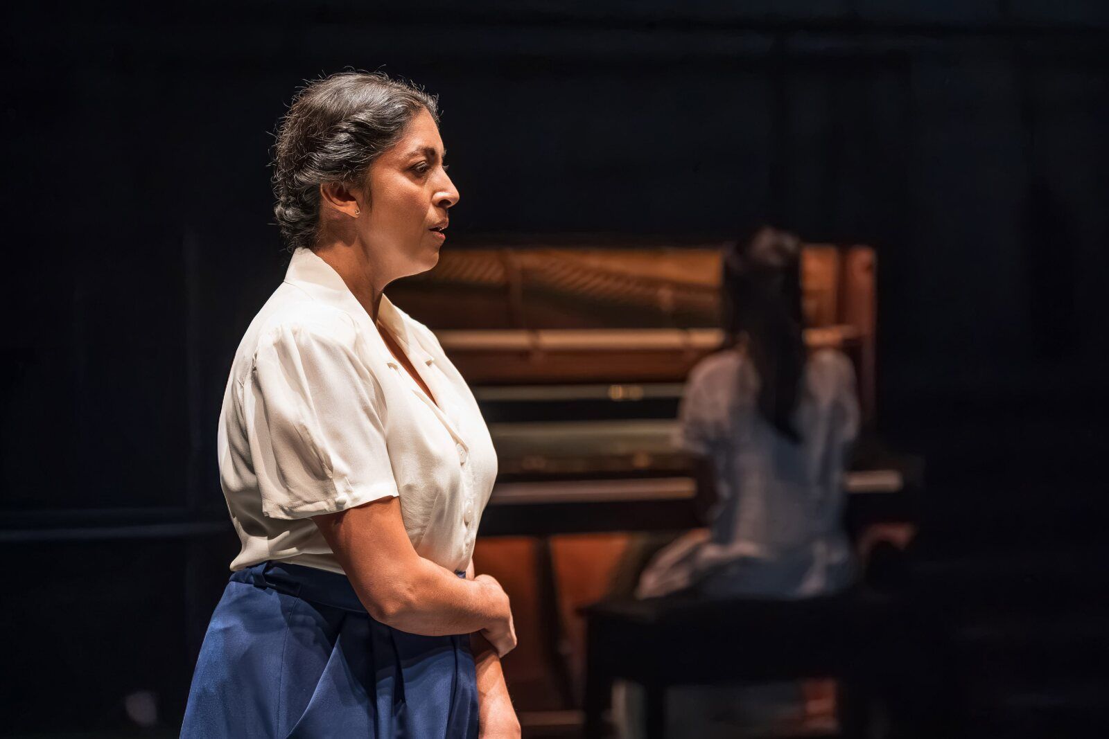 Photos: A SMALL AND QUIET LIGHT is Now Playing at the Orange Tree Theatre — photo 5 of 15