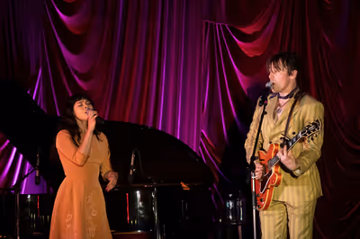 Reeve Carney & Eva Noblezada Photo