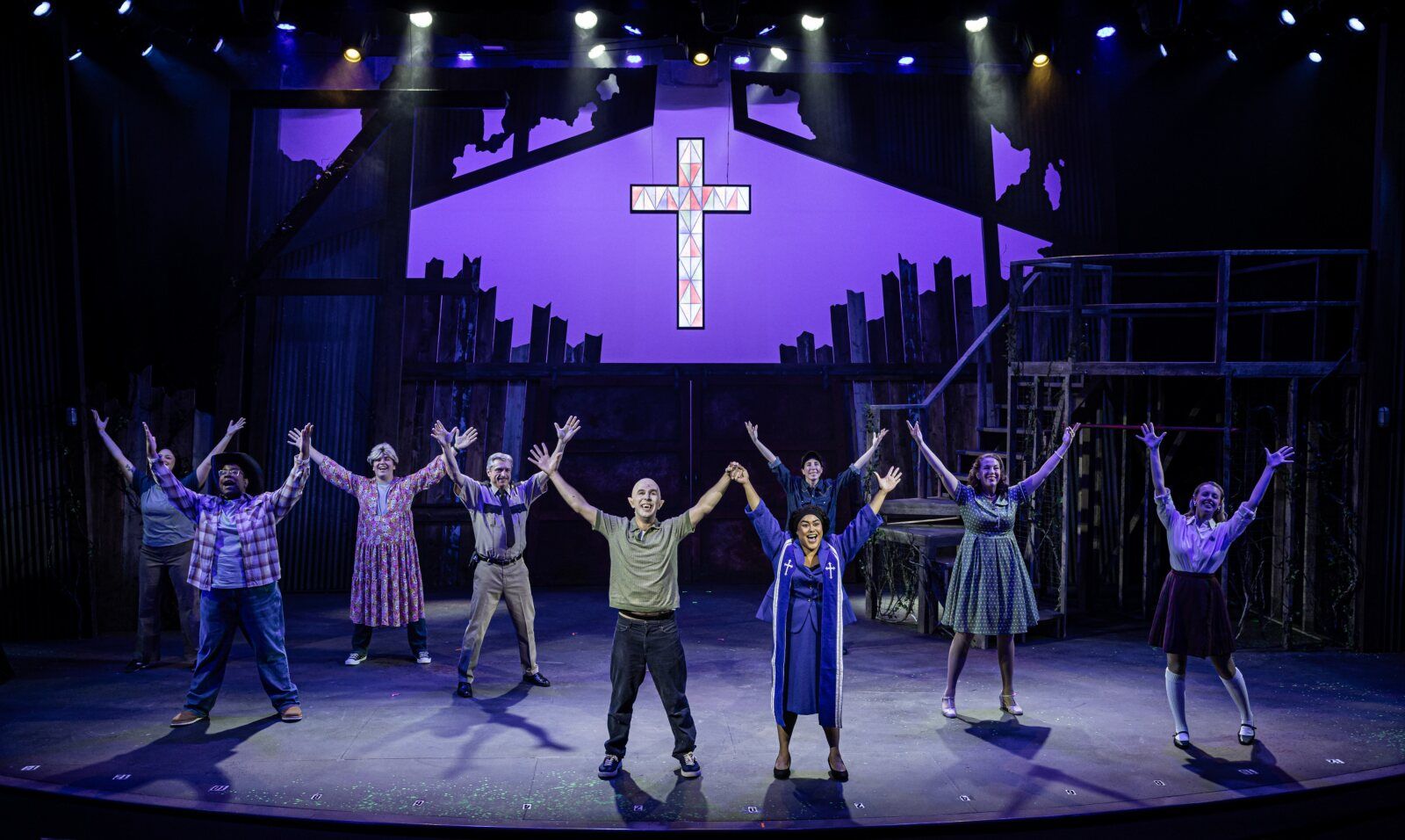 Photos: First Look at BAT BOY at Umbrella Stage Company — photo 1 of 19