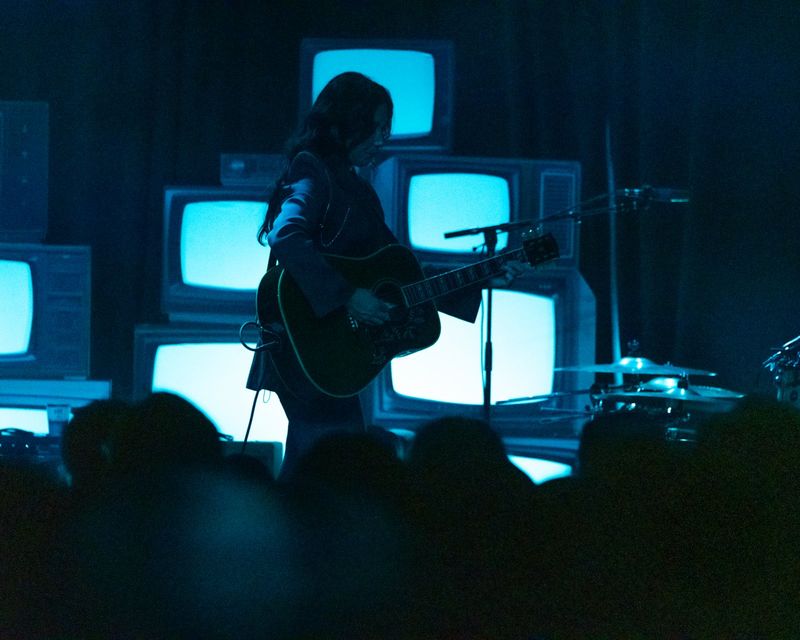 Photos: Michelle Branch Kicks Off Sold-Out EVERYWHERE AND BACK AGAIN Tour in Seattle — photo 5 of 8