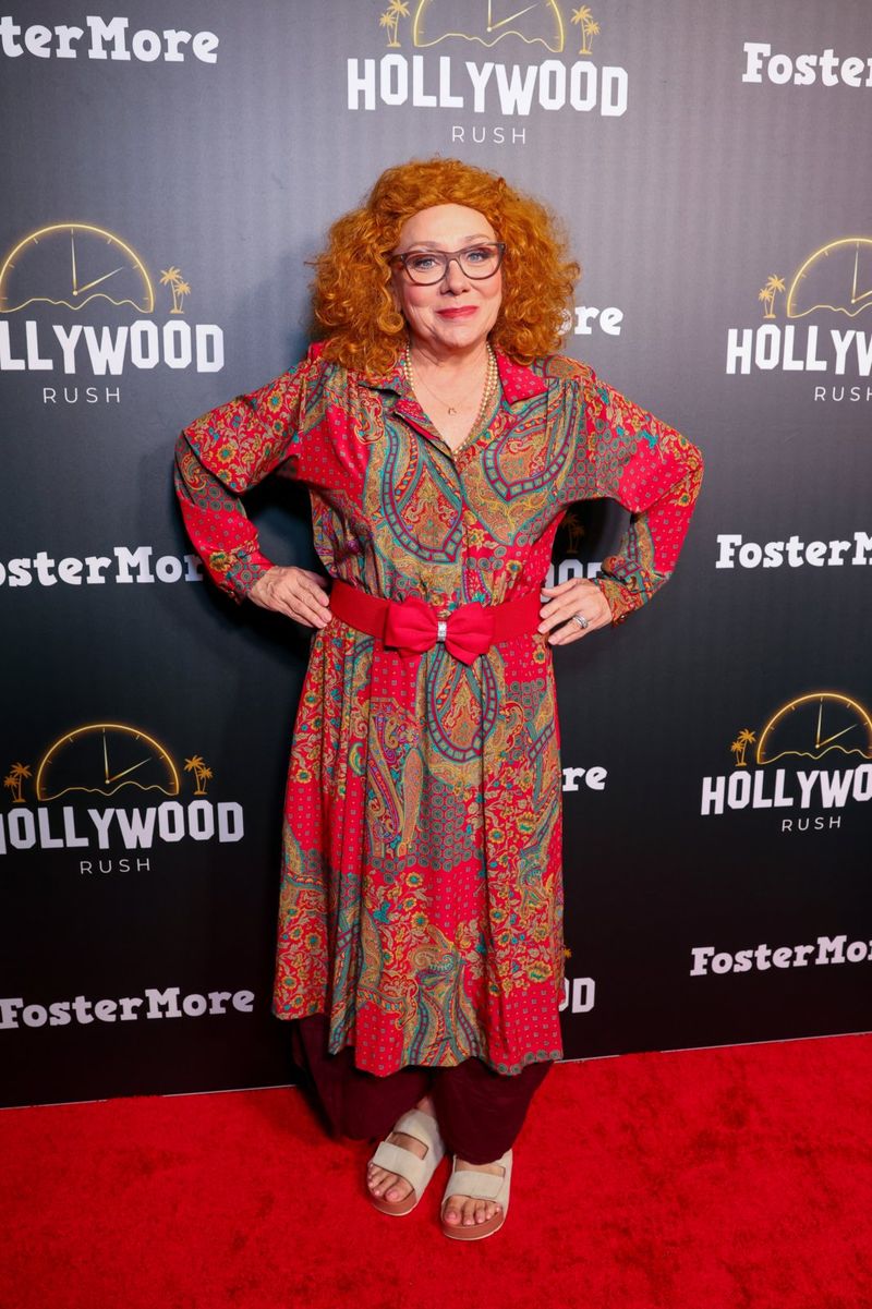 Photos: THE HOLLYWOOD RUSH Brings Together McCarthy, Shankman, Black to Benefit FosterMore — photo 32 of 33