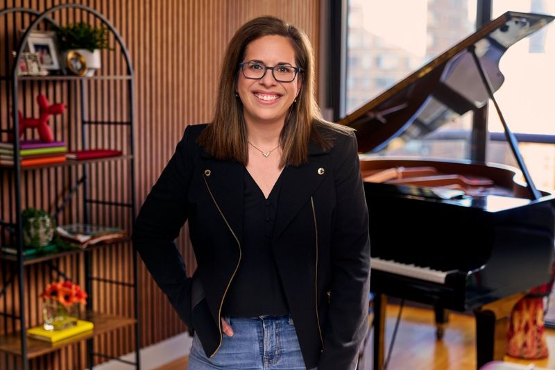 Interview: Anthony Nunziata & Elizabeth Stuart on MR. ANTHONY & FRIENDS Kids Show Image