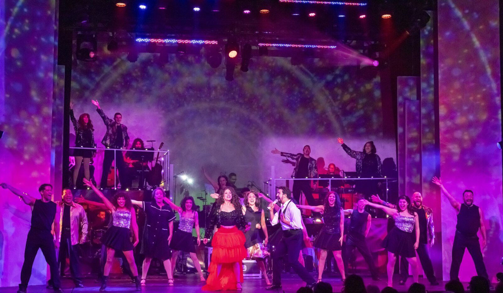 Photos: ON YOUR FEET! The Story of Emilio & Gloria Estefan Opens at The Argyle Theatre — photo 10 of 12