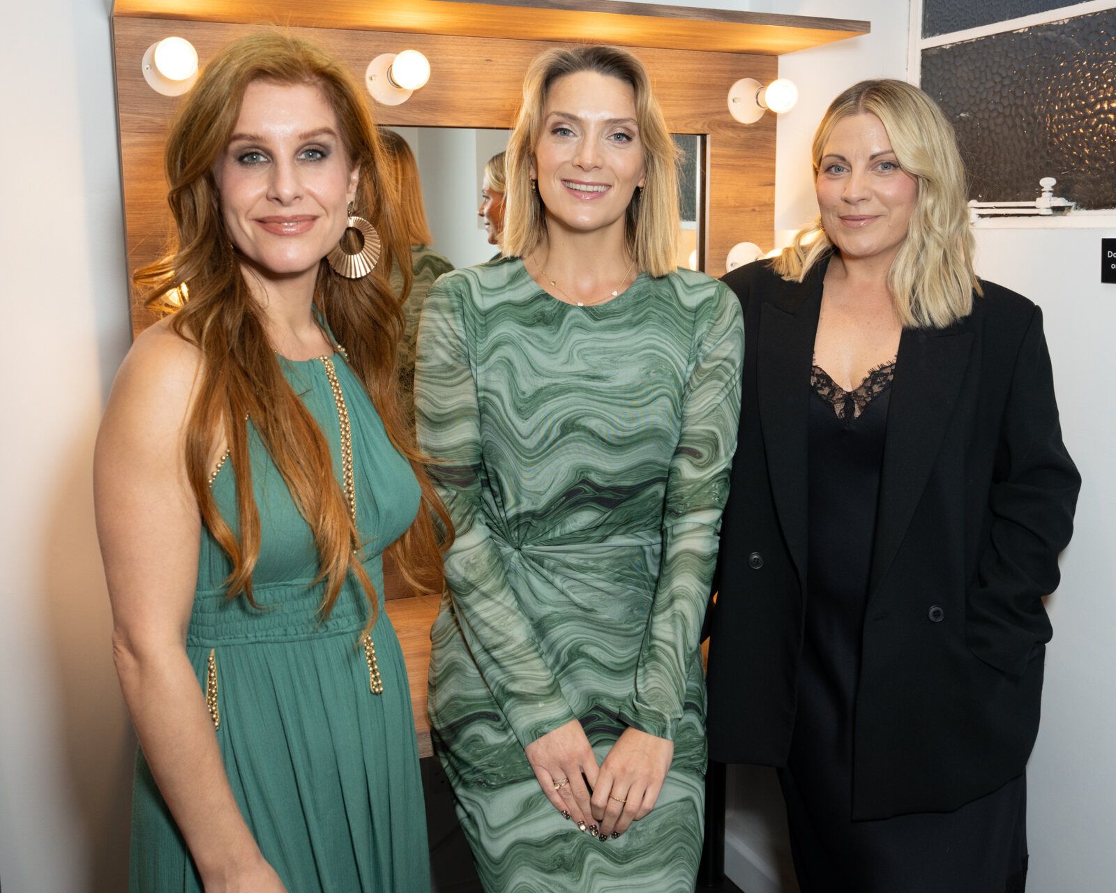 Photos: WICKED Celebrates 20th Anniversary in London With 'Pink' and 'Green' Performances — photo 1 of 36