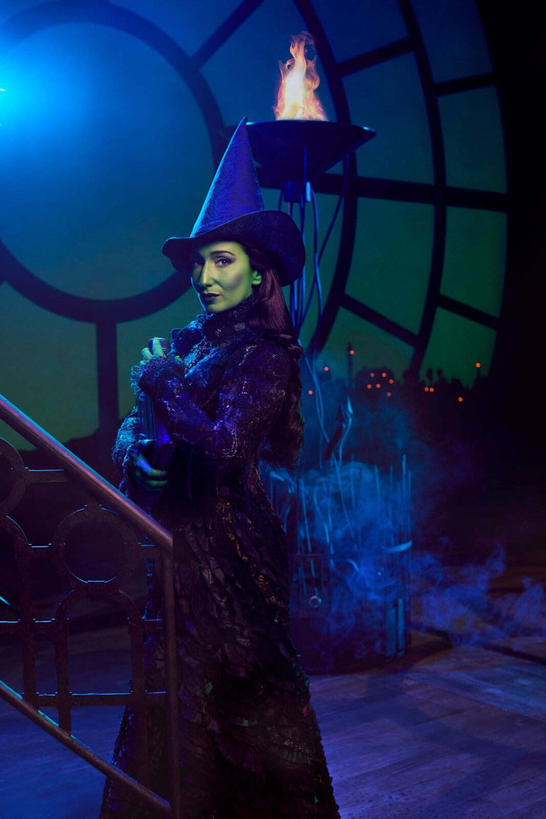 Photos: WICKED Celebrates 20th Anniversary in London With 'Pink' and 'Green' Performances — photo 33 of 36