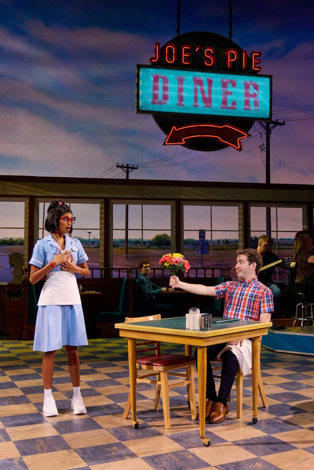 Photos: First Look at WAITRESS 10th Anniversary Tour — photo 9 of 15