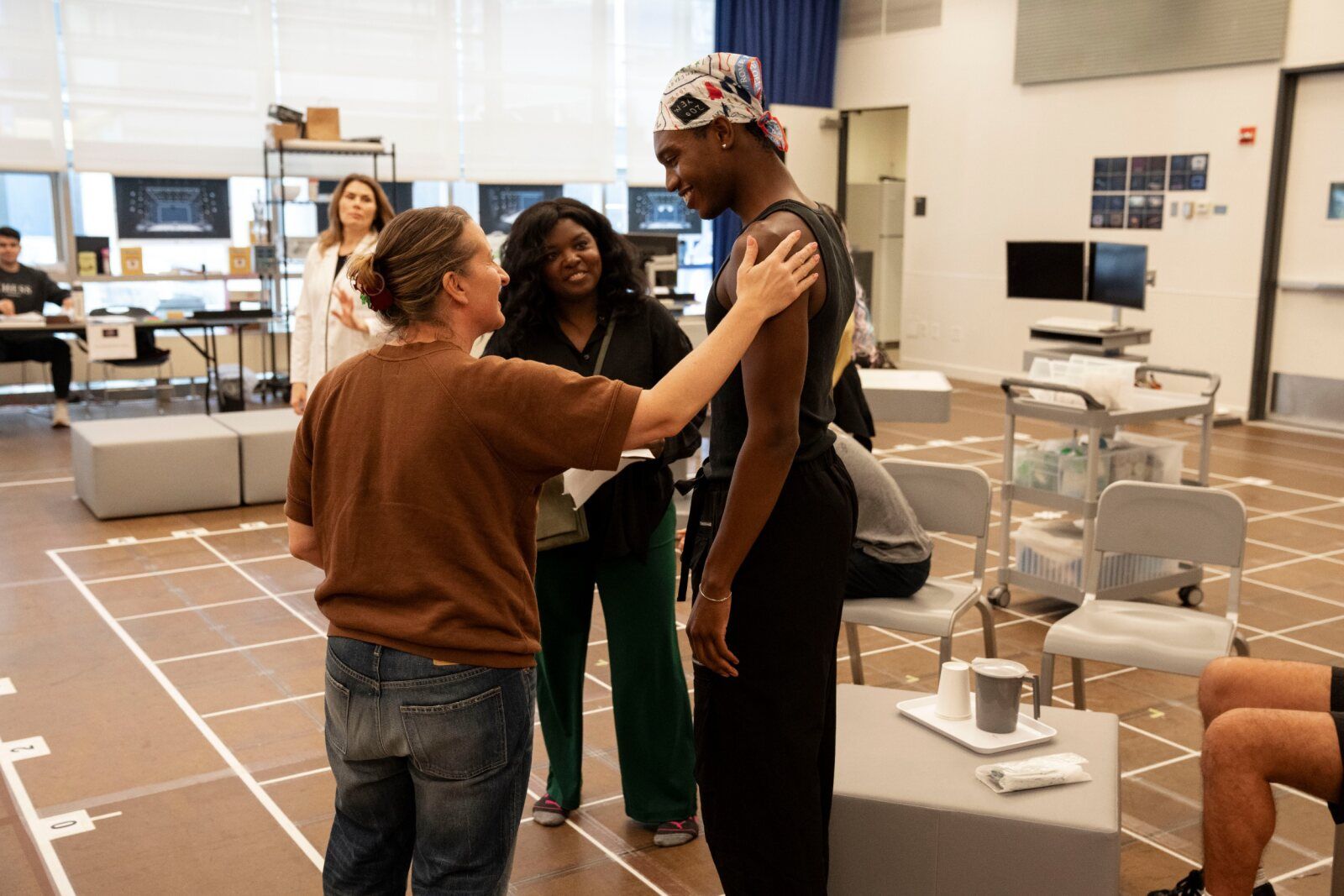 Photos: Inside Rehearsals with thee Cast of THE HEART — photo 2 of 9