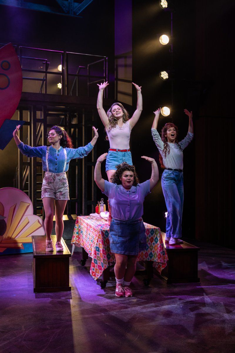 Review: FOOTLOOSE at Milwaukee Repertory Theater Image