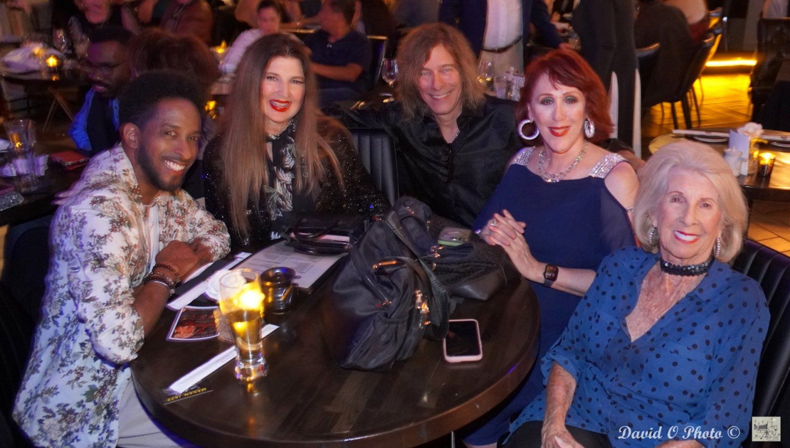 Photos: THE VELVET AFFAIR Returns to Maxan Jazz With Katy Monroe — photo 3 of 12