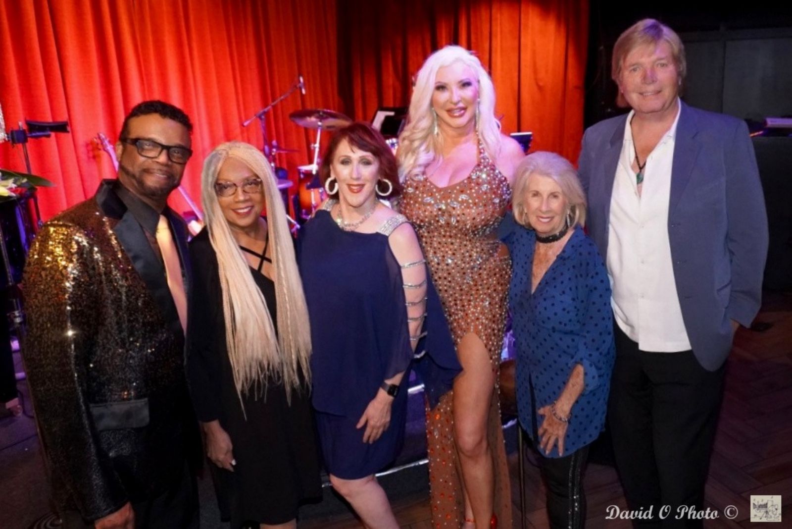 Photos: THE VELVET AFFAIR Returns to Maxan Jazz With Katy Monroe — photo 9 of 12