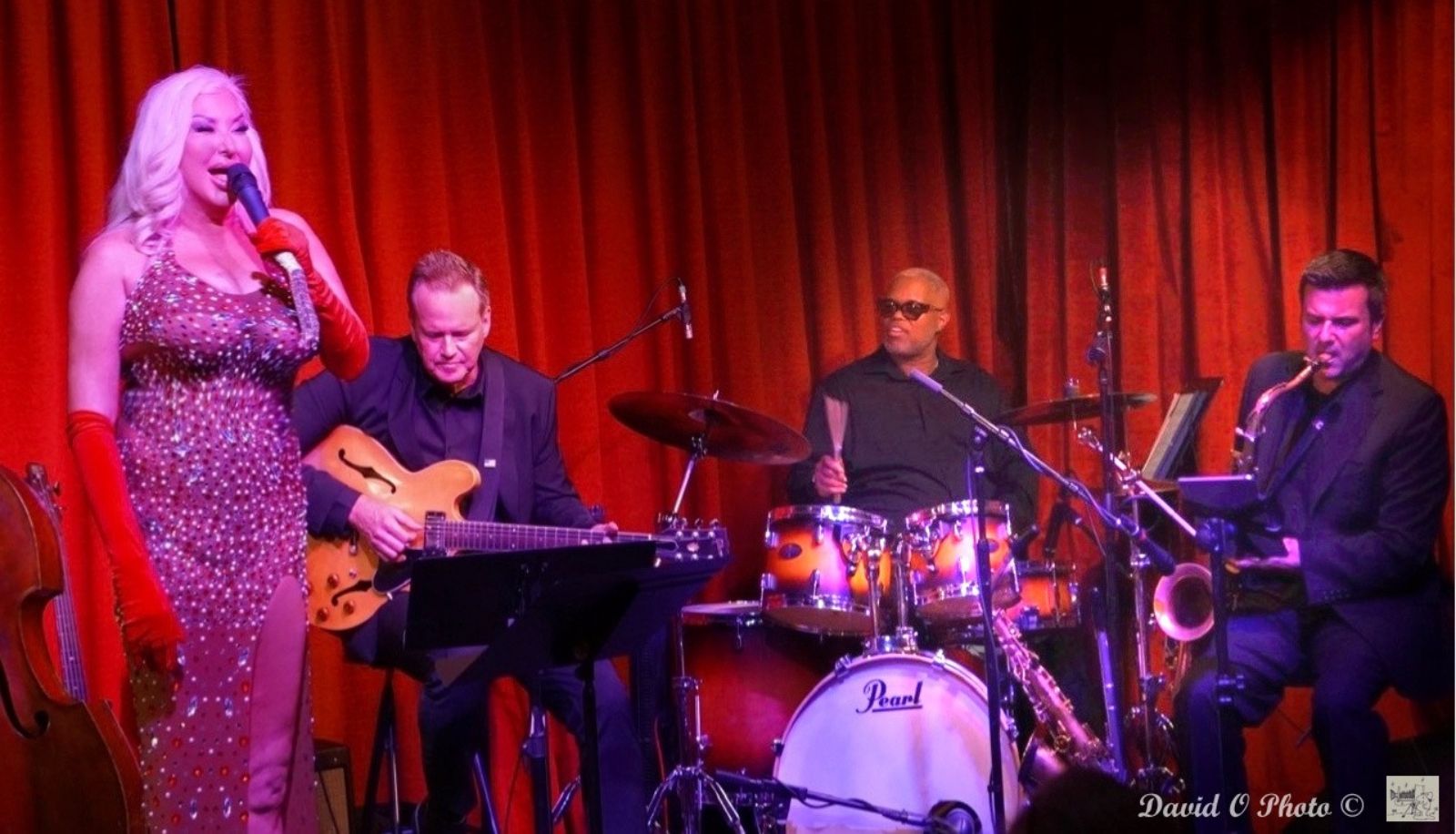 Photos: THE VELVET AFFAIR Returns to Maxan Jazz With Katy Monroe — photo 10 of 12