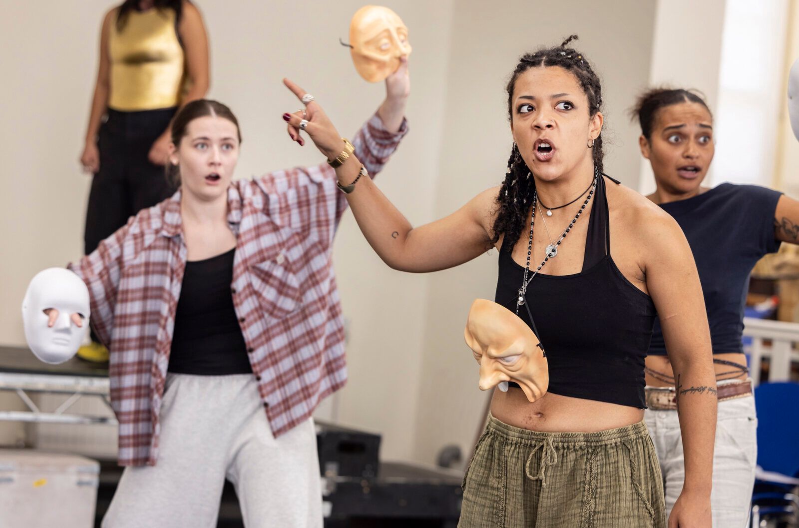 Photos: THE PENELOPIAD in Rehearsal at York Theatre Royal — photo 6 of 9