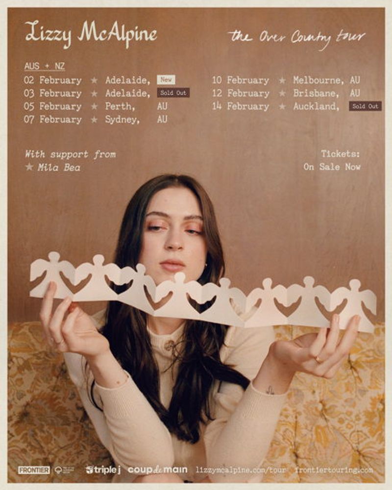 Photos: Lizzy McAlpine to Add Second Adelaide Show to THE OVER COUNTRY TOUR — photo 4 of 4