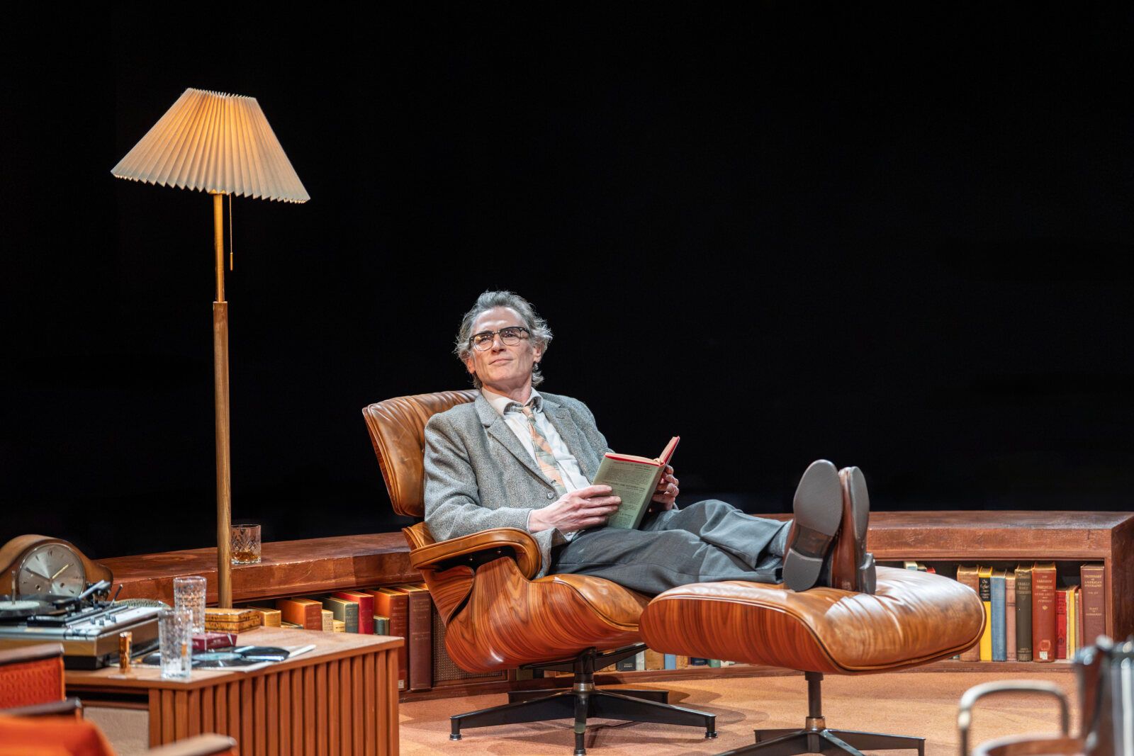 Photos: Billy Crudup, Gillian Anderson, and More in WHO'S AFRAID OF VIRGINIA WOOLF? at @sohoplace — photo 15 of 17