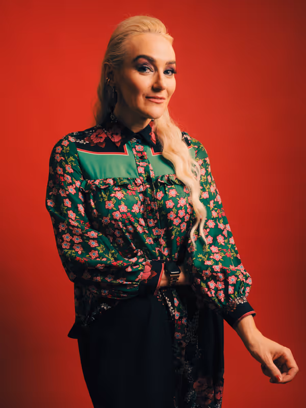 Betsy Wolfe Photo