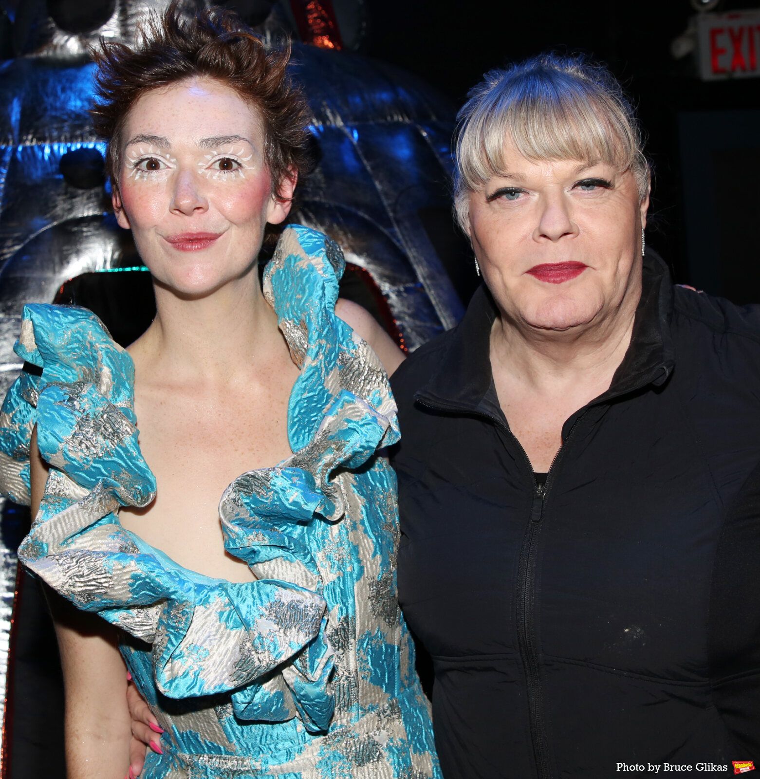 Photos: Suzy Eddie Izzard Visits ELF LYONS IS THE WOMAN ON THE EDGE — photo 9 of 9
