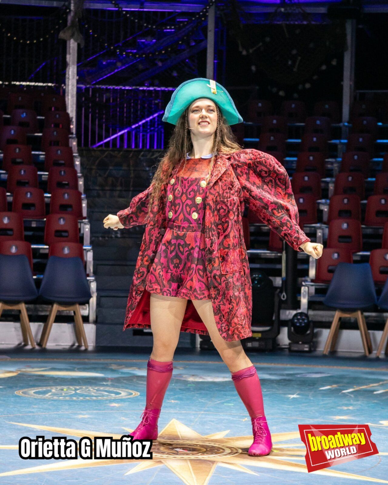 PHOTOS: Descubre la magia inmersiva y acrobática de THE ISLAND OF NEVERLAND — photo 13 of 16