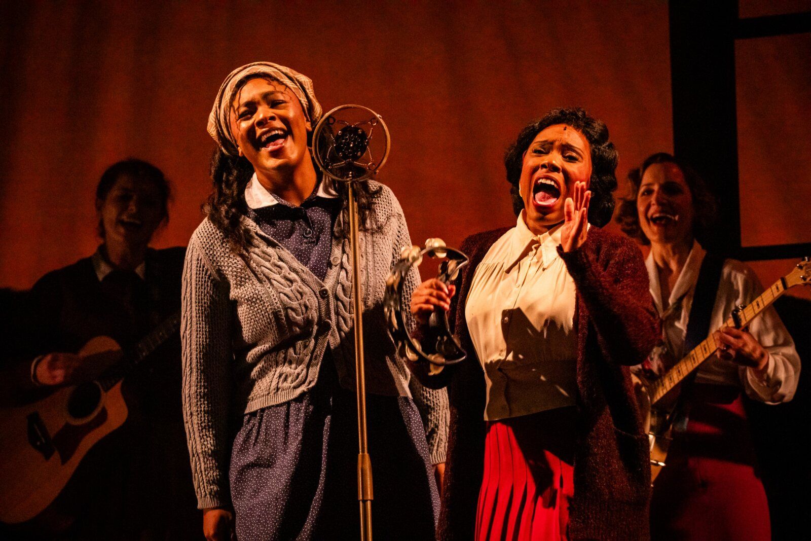 Photos: GIRL FROM THE NORTH COUNTRY at Arden Theatre Company — photo 1 of 4